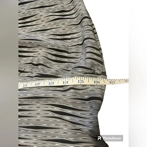 Athleta Womens Racerback Ariel Venice Stripe Swim Dress Sz S Black White - Picture 8 of 10